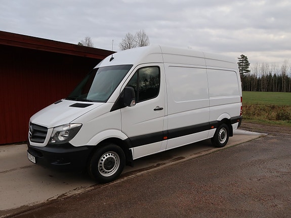 Mercedes-Benz Sprinter 213