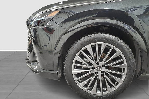 Lexus RX350h 14 of 25