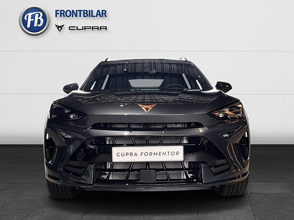 Cupra Formentor 2 of 8