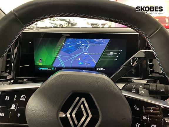 Renault Scenic E-Tech 13 of 18
