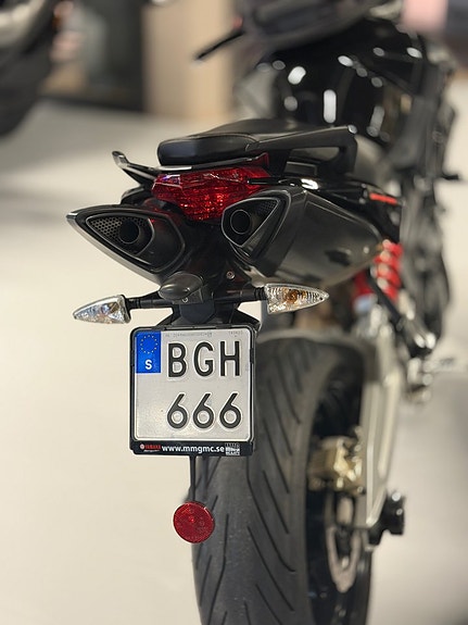 Aprilia Shiver 750 7 of 8