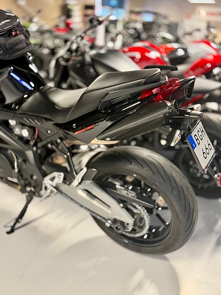 Aprilia Shiver 750 5 of 5