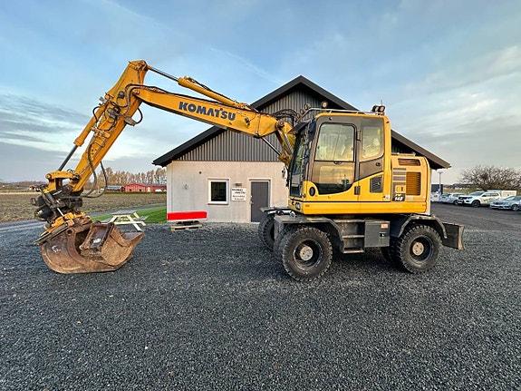 Komatsu PW148 Hjulgrävare 3600Timmar Engcon