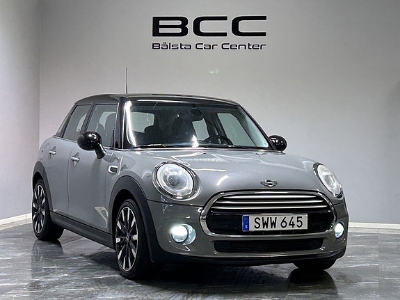 MINI Cooper 5 of 5