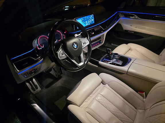 BMW 740d 20 of 30