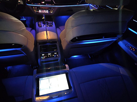 BMW 740d 15 of 30