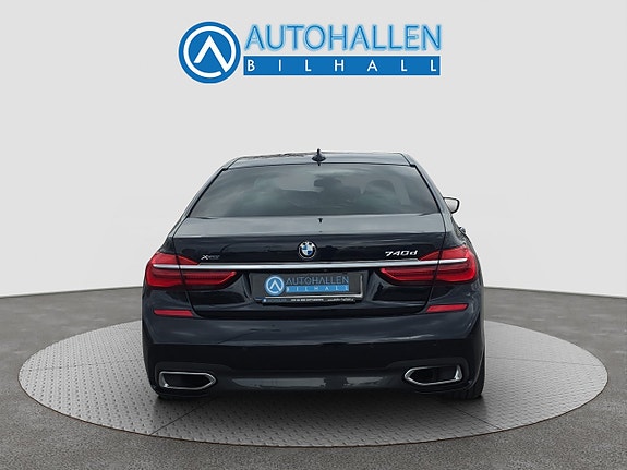BMW 740d 6 of 30