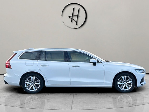 Volvo V60 6 of 27