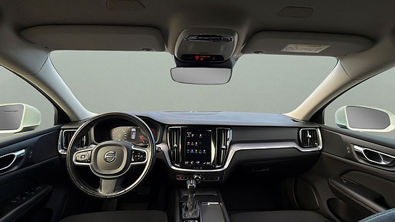 Volvo V60 10 of 27