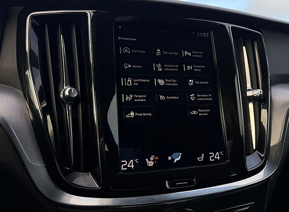 Volvo V60 13 of 27