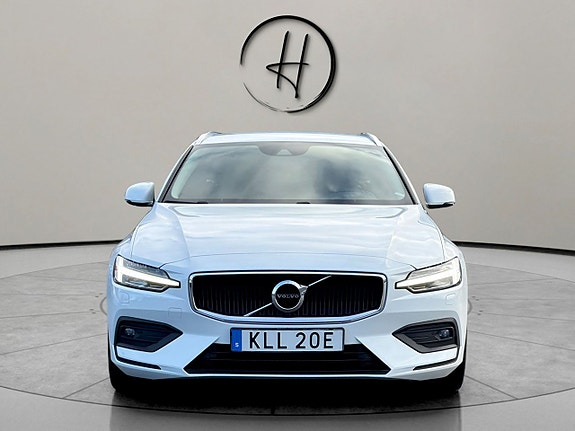 Volvo V60 3 of 5