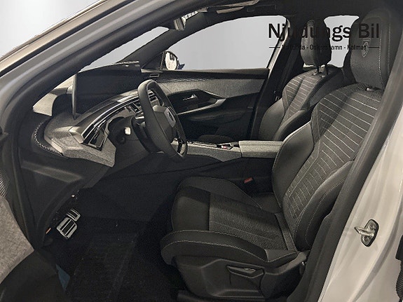 Peugeot 5008 5 of 5