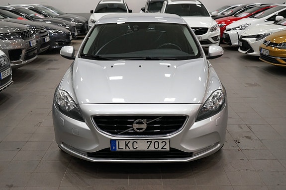 Volvo V40 7 of 24