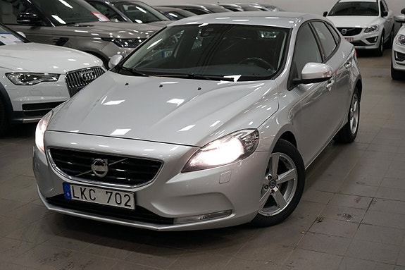 Volvo V40 24 of 24