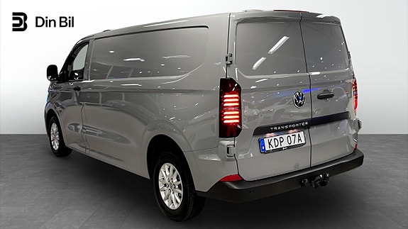 Volkswagen Transporter 3 of 5