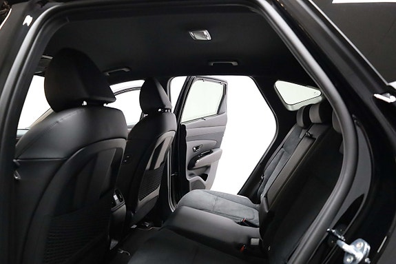 Hyundai Tucson 18 of 25