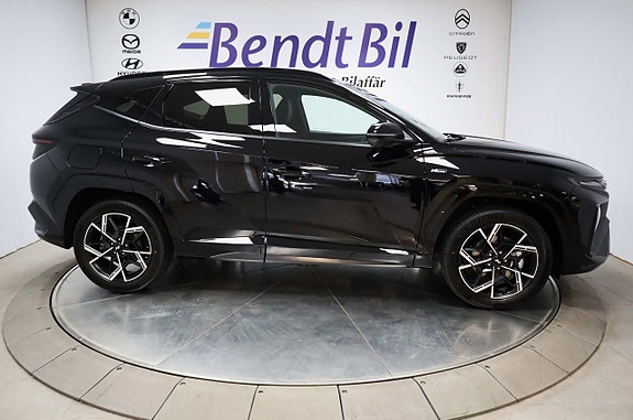 Hyundai Tucson 14 of 25