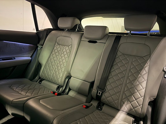 Audi Q8 16 of 27