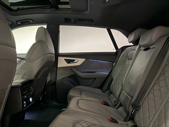 Audi Q8 15 of 27