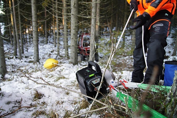 Portable Winch – bärbar vinsch för skog, jakt & gård