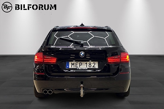 BMW 520 4 of 5