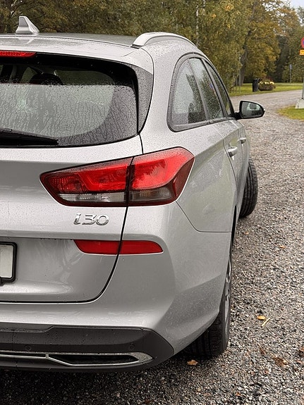 Hyundai i30 4 of 5