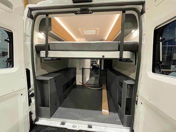 Adria Twin 640 SGX /Automat /höj & sänkbar säng/Multimedia/ 6 of 22