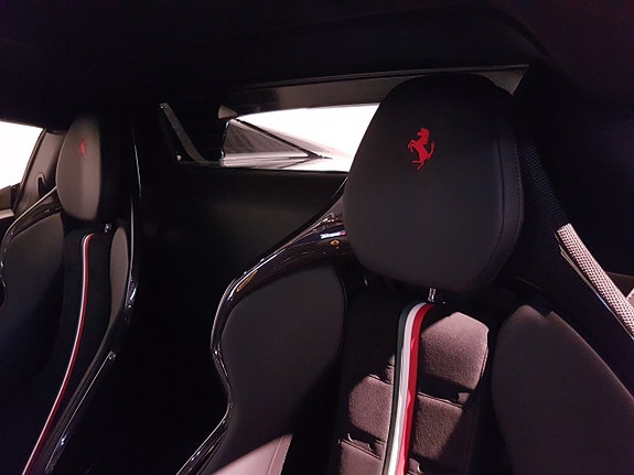 Ferrari 296 GTS 9 of 15