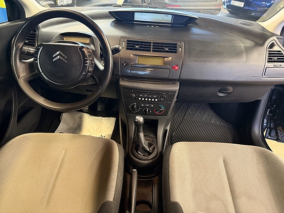 Citroen C4 9 of 10