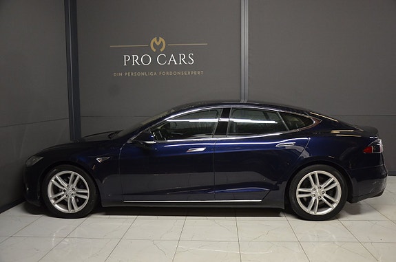 Tesla Model S 5 of 5