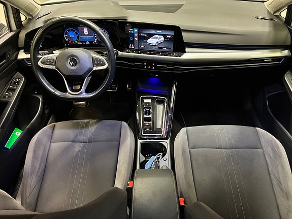 Volkswagen Golf Alltrack 15 of 28