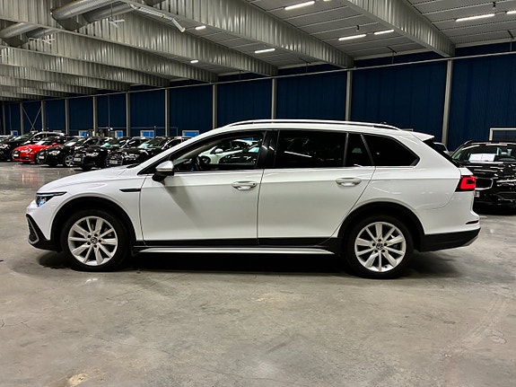 Volkswagen Golf Alltrack 6 of 28