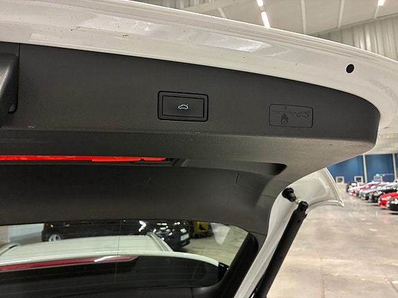 Volkswagen Golf Alltrack 17 of 28