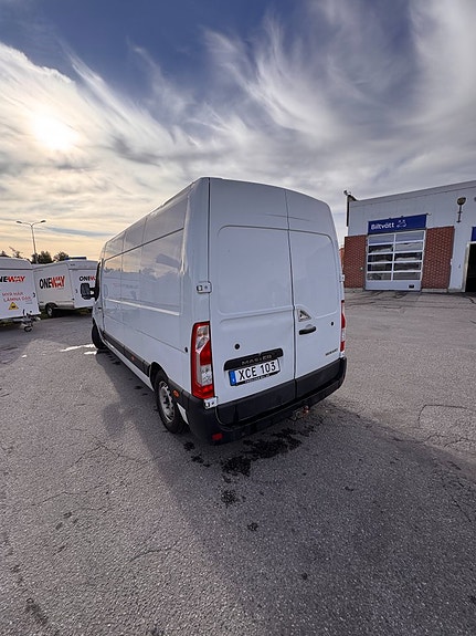 Renault Master 6 of 12