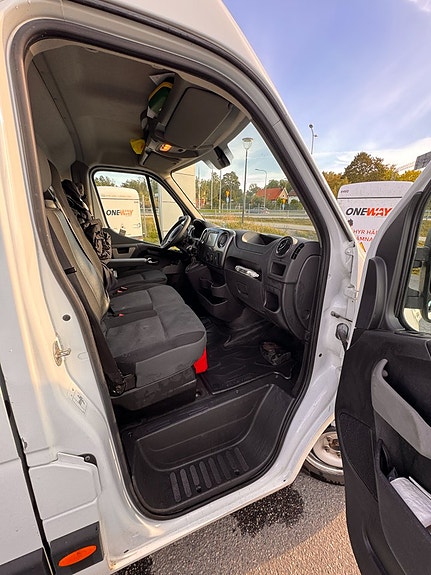 Renault Master 7 of 12