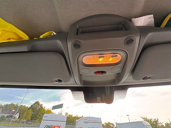 Renault Master 9 of 12