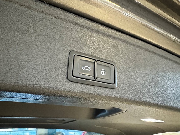 Audi A4 23 of 23
