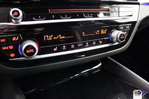 BMW 520 11 of 16