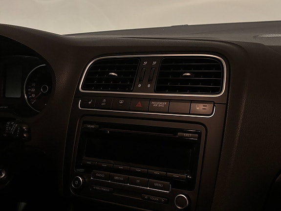 Volkswagen Polo 9 of 16