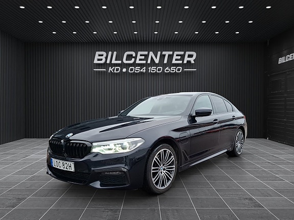 BMW 530e 3 of 5