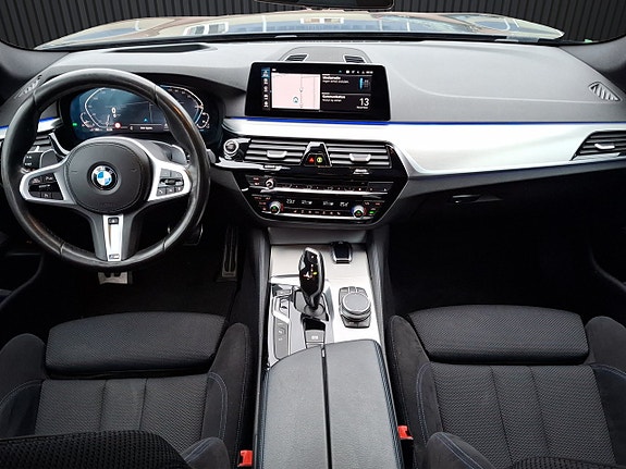 BMW 530e 11 of 25