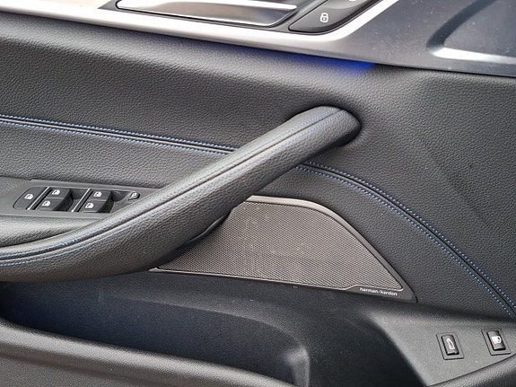 BMW 530e 25 of 25