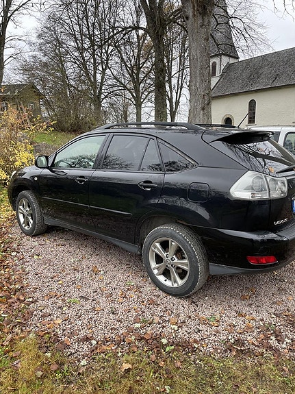 Lexus RX400h 7 of 8