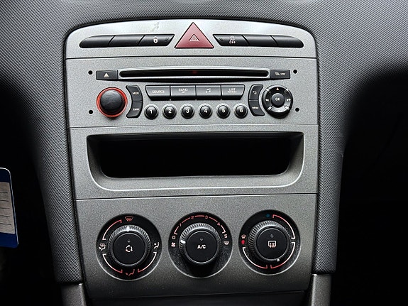Peugeot 308 20 of 23