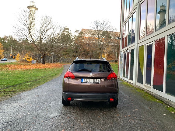 Peugeot 2008 24 of 29