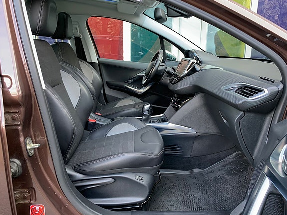 Peugeot 2008 11 of 29