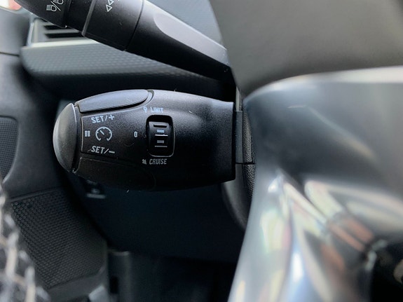 Peugeot 2008 12 of 29
