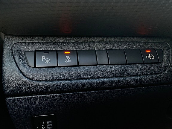 Peugeot 2008 13 of 29