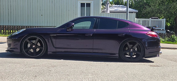 Porsche Panamera S 8 of 25
