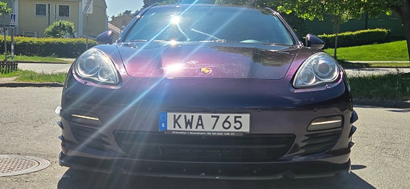 Porsche Panamera S 10 of 25